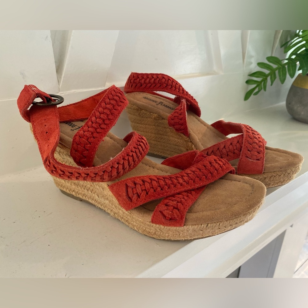 Minnetonka Coral Wrap Ankle Wedge Espadrilles Beachy Vacation Boho size 6